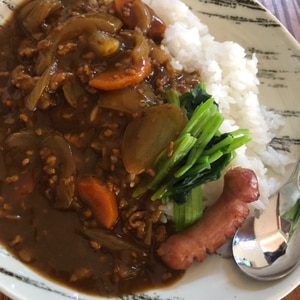 じゃがいもゴロゴロ♪我が家の“挽肉カレー”